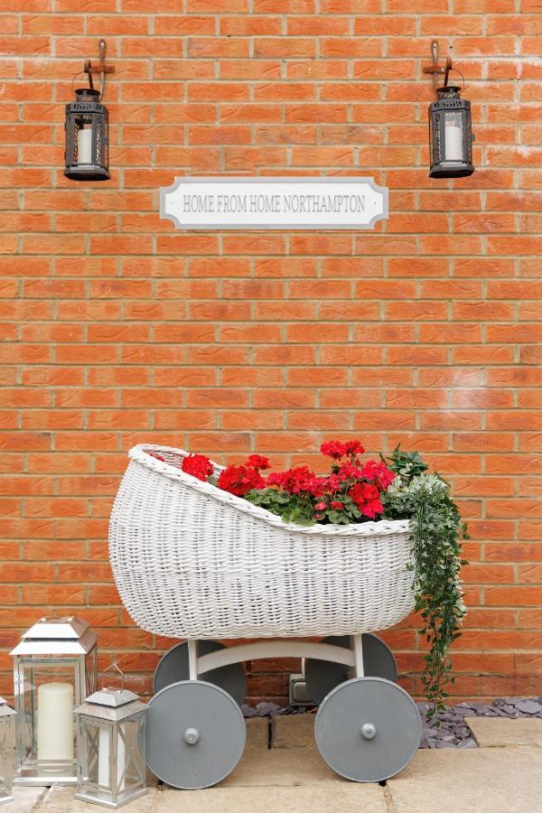 Home From Home Northampton Exterior foto